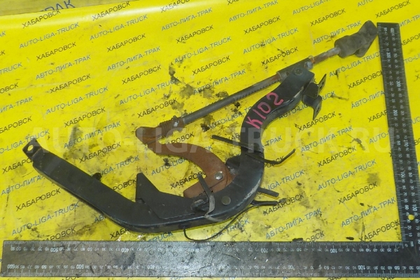 Рычаг ручника Mitsubishi Canter 4D36 Рычаг ручника 4D36 1994  MC125390
