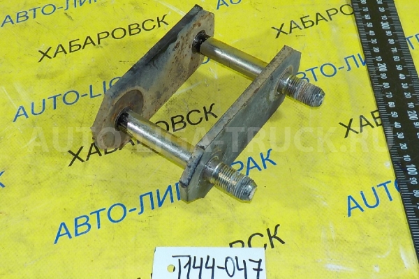 Серьга Mazda Titan SL Серьга SL 1989 W201-28-140 Серьга Mazda Titan SL Серьга SL 1989 W201-28-140