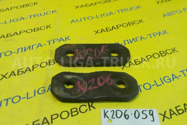 Серьга Mitsubishi Canter 4D32 Серьга 4D32 1990  MB025159