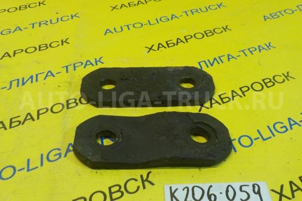 Серьга Mitsubishi Canter 4D32 Серьга 4D32 1990  MB025159