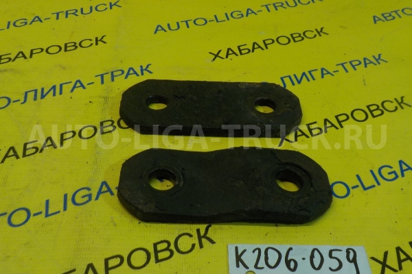 Серьга Mitsubishi Canter 4D32 Серьга 4D32 1990  MB025159