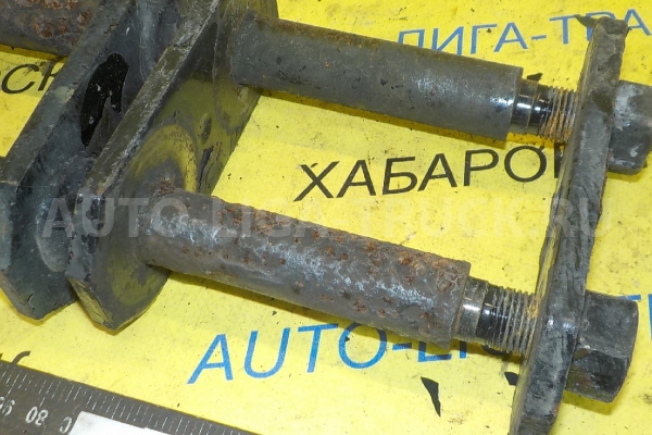 Серьга Mitsubishi Canter 4M40 Серьга 4M40 2000  MB161391