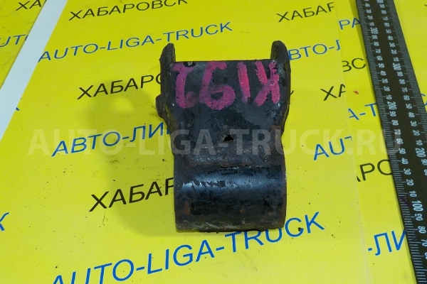 Серьга Mitsubishi Canter 4M42 Серьга 2006 MK383717 Серьга Mitsubishi Canter 4M42 Серьга 2006 MK383717