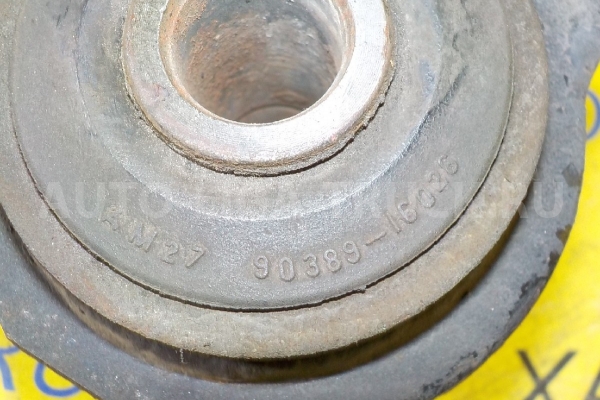 Серьга Toyota Dyna, Toyoace S05C Серьга S05C 2003  48042-37020