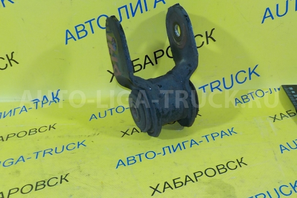 Серьга Toyota Dyna, Toyoace S05C Серьга S05C 2003  48042-37020