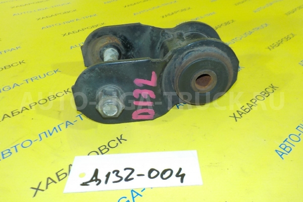 Серьга Toyota Dyna, Toyoace S05D Серьга S05D 2003  48042-37020