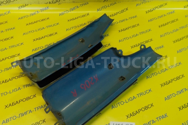 Щека Mitsubishi Canter 4D32 Щека 4D32 1990 MB508510 Щека Mitsubishi Canter 4D32 Щека 4D32 1990 MB508510