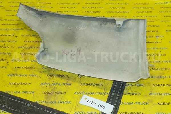 Щека Mitsubishi Canter 4D35 Щека 4D35 1996  MC995998