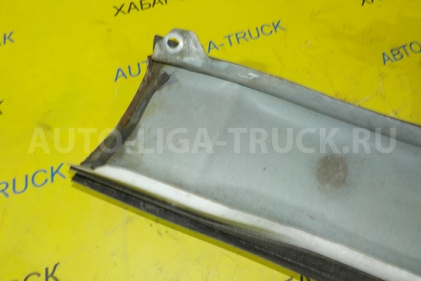 Щека Nissan Atlas QD32 Щека QD32 2001 61263-6T030 Щека Nissan Atlas QD32 Щека QD32 2001 61263-6T030
