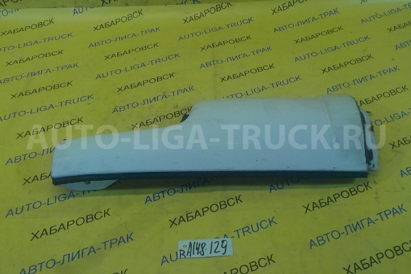 Щека Nissan Atlas TD27 Щека TD27 1999  61262-6T030