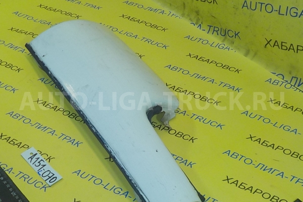 Щека Nissan Atlas TD27 Щека TD27 1997 61263-0T030 Щека Nissan Atlas TD27 Щека TD27 1997 61263-0T030