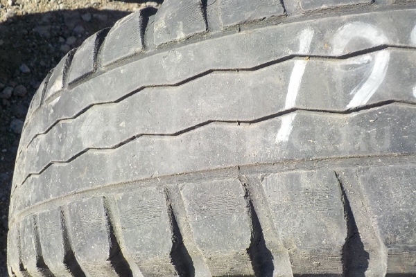 Шина 195/70 R15,5 109/107L LT  YOKOHAMA LY018  ACY4807 Шина 4HF1 1994  R15-5