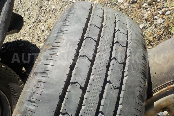 Шина 215/65 R15 110/108L LT  BRIDGESTONE R202  CNN1503 Шина 4HF1 1996  R15