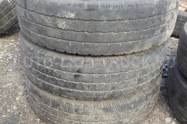 Шина 195/70 R15,5 109/107L LT  BRIDGESTONE Duravis R205 HAN1407 Шина 4HG1 1999  R15-5