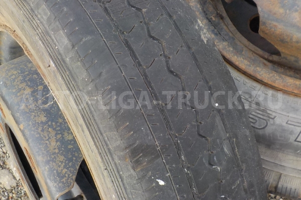 Шина Isuzu Elf 4JG2 Шина 4JG2 1997 R13 Шина Isuzu Elf 4JG2 Шина 4JG2 1997 R13