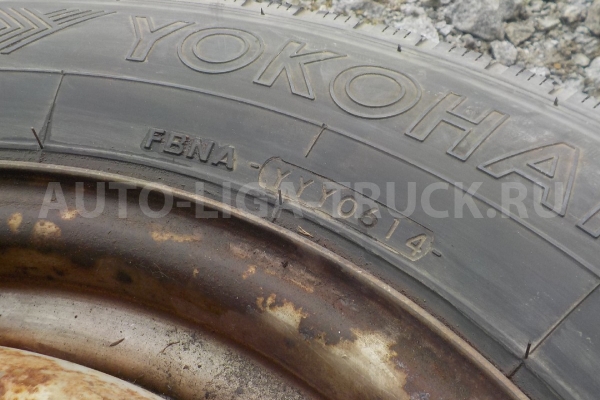 Шина R15 YOKOHAMA Шина TD27 1989 R15 Шина R15 YOKOHAMA Шина TD27 1989 R15
