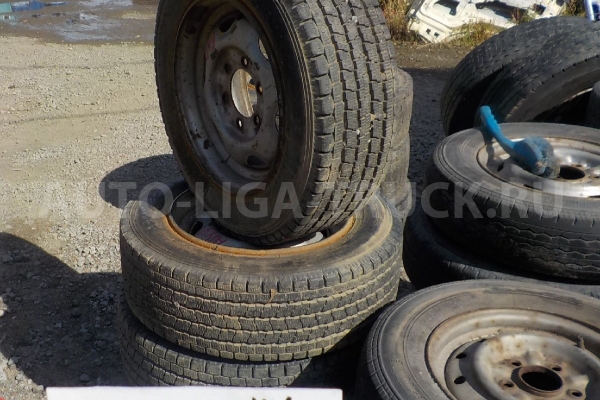 Шина Nissan Atlas TD27 Шина TD27 1993  R15
