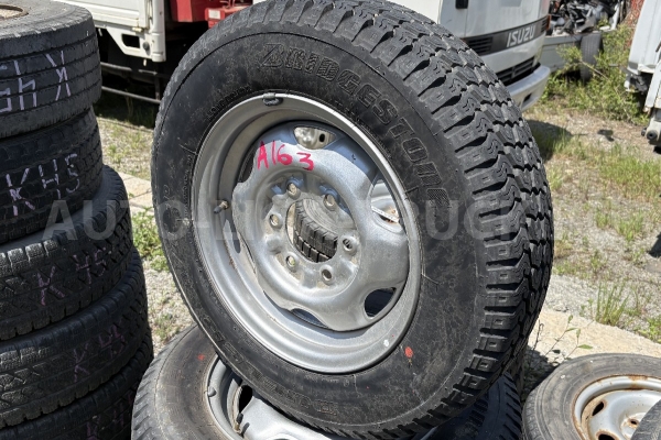 Шина Nissan Atlas TD27 Шина TD27 1995 R15 Шина Nissan Atlas TD27 Шина TD27 1995 R15