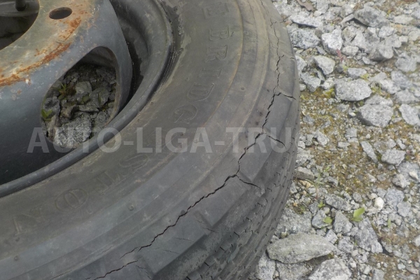 Шина 155   R12 LT  BRIDGESTONE Шина TD27 1989  R12
