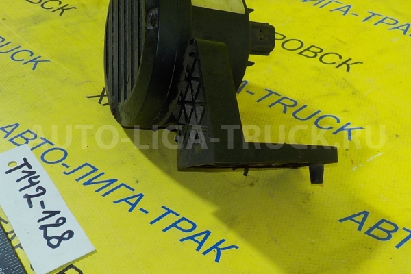 Гудок Mazda Titan 4HG1 Гудок 4HG1 2000  W610-67-930