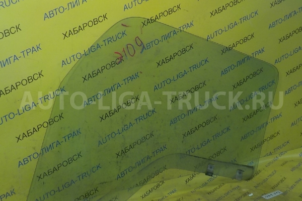 Стекло двери Isuzu Elf 4JG2 Стекло двери 4JG2 1997  8-97859-950-0