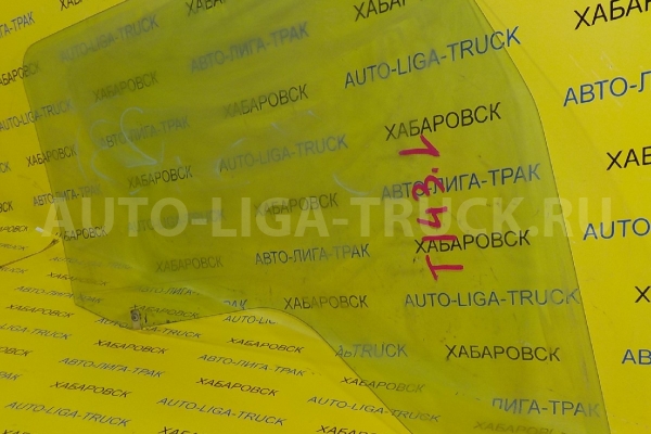 Стекло двери Mazda Titan 4HG1 Стекло двери 4HG1 2000  W611-59-511A