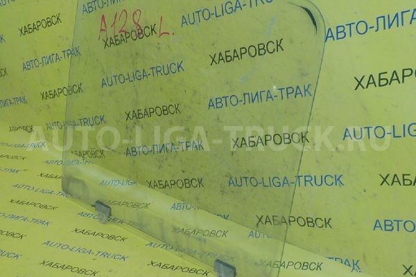 Стекло двери Nissan Atlas TD27 Стекло двери TD27 1993  80301-0T000