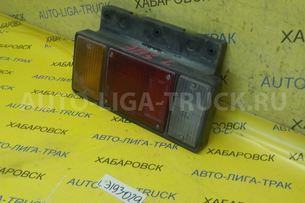 СТОП-СИГНАЛ Isuzu Elf 4BC2 СТОП-СИГНАЛ  1985  8-94257-416-3