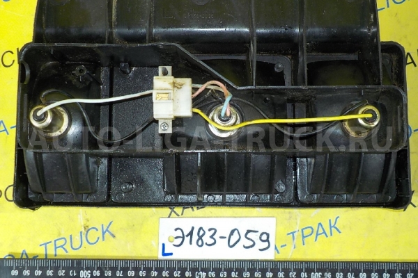 СТОП-СИГНАЛ Isuzu Elf 4HF1 СТОП-СИГНАЛ 4HF1 1997  8-97106-225-1