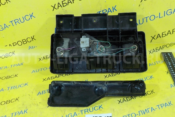СТОП-СИГНАЛ Isuzu Elf 4HG1 СТОП-СИГНАЛ 4HG1 1996  8-97106-225-1