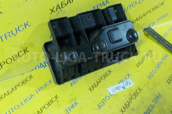 СТОП-СИГНАЛ Isuzu Elf 4HJ1 СТОП-СИГНАЛ 4HJ1   8-97213-367-0