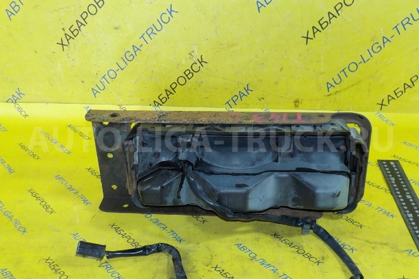 СТОП-СИГНАЛ Mazda Titan 4HG1 СТОП-СИГНАЛ 4HG1 2000 8BW5-51-160 СТОП-СИГНАЛ Mazda Titan 4HG1 СТОП-СИГНАЛ 4HG1 2000 8BW5-51-160