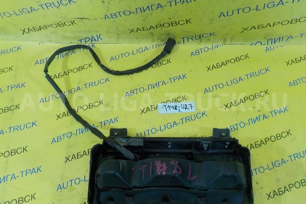 СТОП-СИГНАЛ Mazda Titan TF СТОП-СИГНАЛ TF 1998  8BW2-51-160