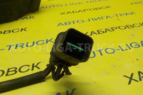СТОП-СИГНАЛ Mitsubishi Canter 4M51 СТОП-СИГНАЛ 4M51 2000  MC147413