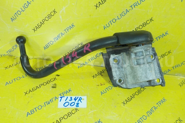 СТОЙКА ЗЕРКАЛА Mazda Titan 4HF1 СТОЙКА ЗЕРКАЛА 4HF1 2001  W610-69-120C