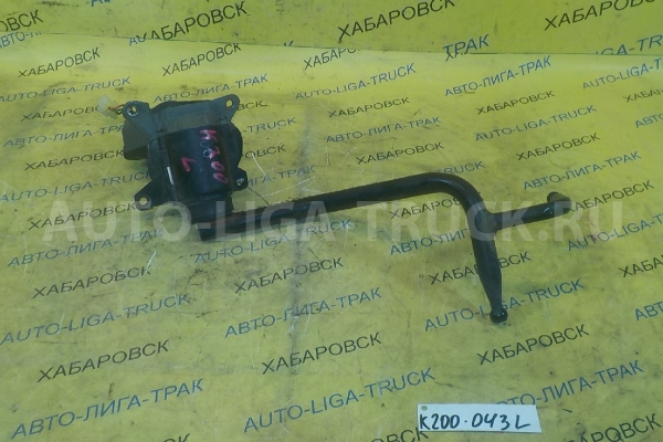 СТОЙКА ЗЕРКАЛА Mitsubishi Canter 4D33 СТОЙКА ЗЕРКАЛА 4D33 1999  MC140563