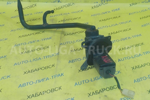 СТОЙКА ЗЕРКАЛА Mitsubishi Canter 4D35 СТОЙКА ЗЕРКАЛА 4D35 1997  MC140564