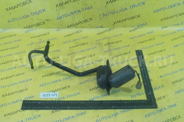 СТОЙКА ЗЕРКАЛА Mitsubishi Canter 4D35 СТОЙКА ЗЕРКАЛА 4D35 1995  MC140563