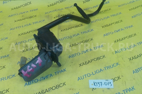 СТОЙКА ЗЕРКАЛА Mitsubishi Canter 4D35 СТОЙКА ЗЕРКАЛА 4D35 1995  MC140563