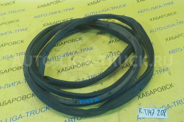 Уплотнитель двери Mazda Titan WL Уплотнитель двери WL 2002  W611-58-760D