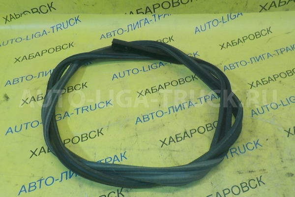 Уплотнитель двери Mitsubishi Canter Уплотнитель двери    MB394540