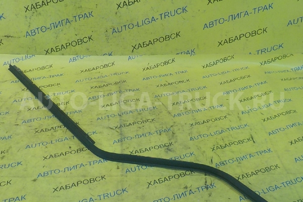 Уплотнитель стекла двери Mitsubishi Canter Уплотнитель двери MB394616 Уплотнитель стекла двери Mitsubishi Canter Уплотнитель двери MB394616