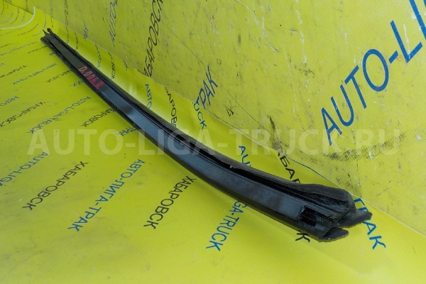 Уплотнитель двери Toyota Dyna, Toyoace S05C Уплотнитель двери S05C 2003  68161-37010