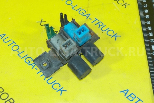 Вакуумный клапан Isuzu Elf 4HF1 Вакуумный клапан 4HF1 1995  8-97021-705-1