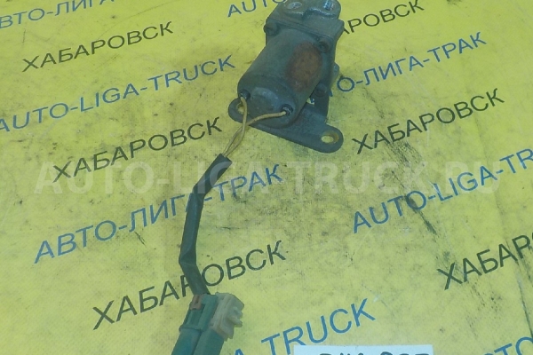 Вакуумный клапан Isuzu Elf 4HG1 Вакуумный клапан 4HG1 1997  8-97141-073-4