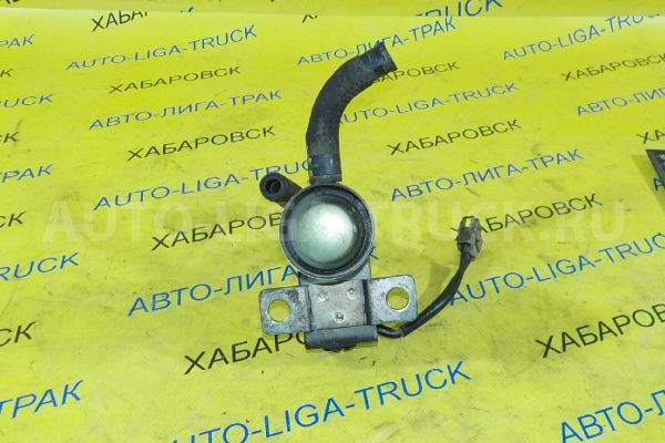 Вакуумный клапан Mazda Titan SL Вакуумный клапан SL 1989  W201-41-260