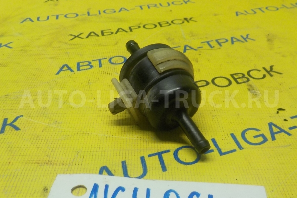 Вакуумный клапан Nissan Atlas TD27 Вакуумный клапан TD27 1991  17330-U7400