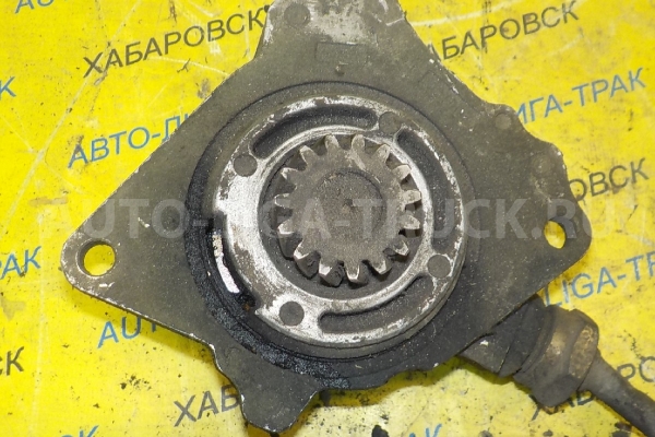 Вакуумный насос Mitsubishi Canter Вакуумный насос ME013497 Вакуумный насос Mitsubishi Canter Вакуумный насос ME013497