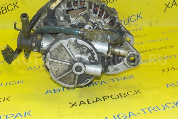 Вакуумный насос Nissan Atlas FD42 Вакуумный насос FD42 1994  14650-0T000