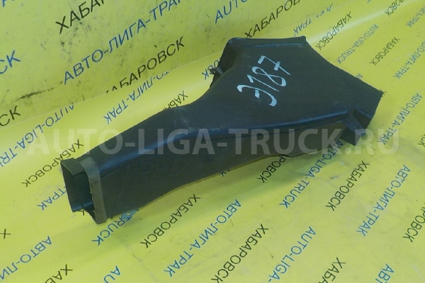 Воздуховод Isuzu Elf 4HJ1 Воздуховод 4HJ1 2004  8-97262-687-0